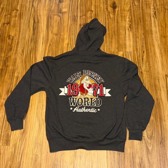 Walt Disney Mens Womens small Hoodie gray zip up Grumpy character embroidered - Picture 4 of 8